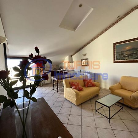 Apartamento La Mansarda Di Via Galilei Porto Torres Exterior foto