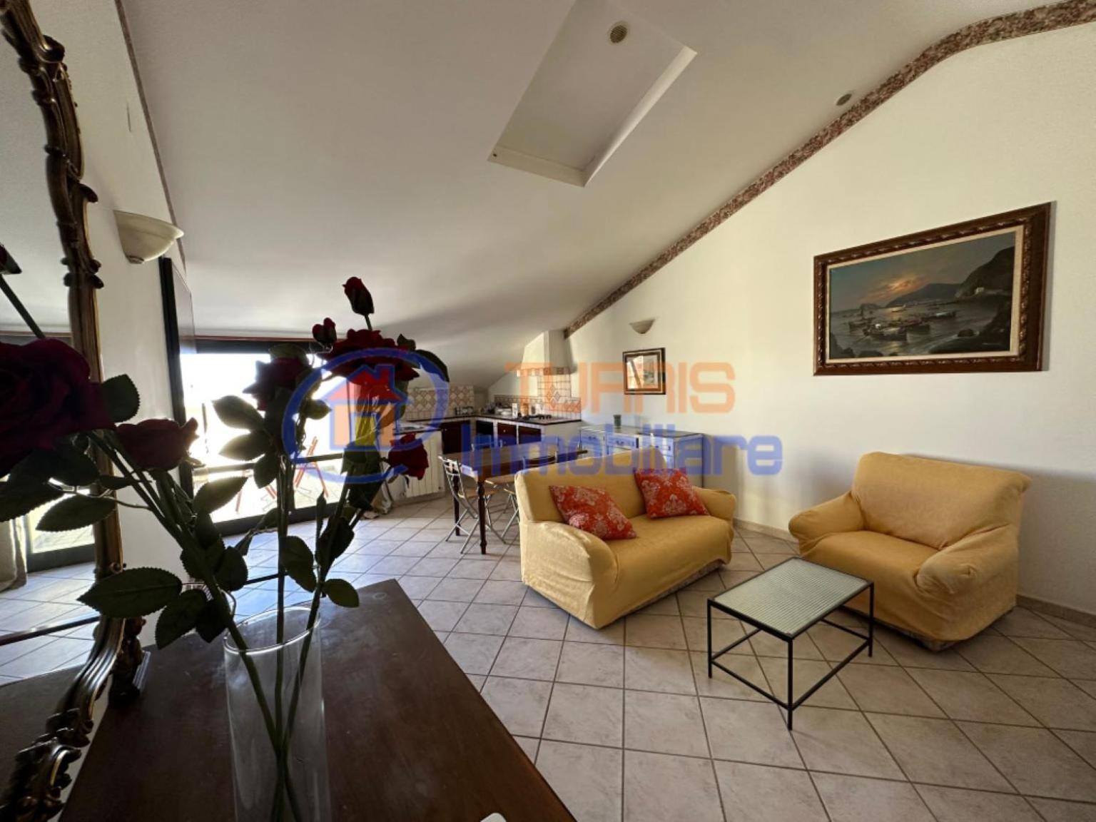 Apartamento La Mansarda Di Via Galilei Porto Torres Exterior foto